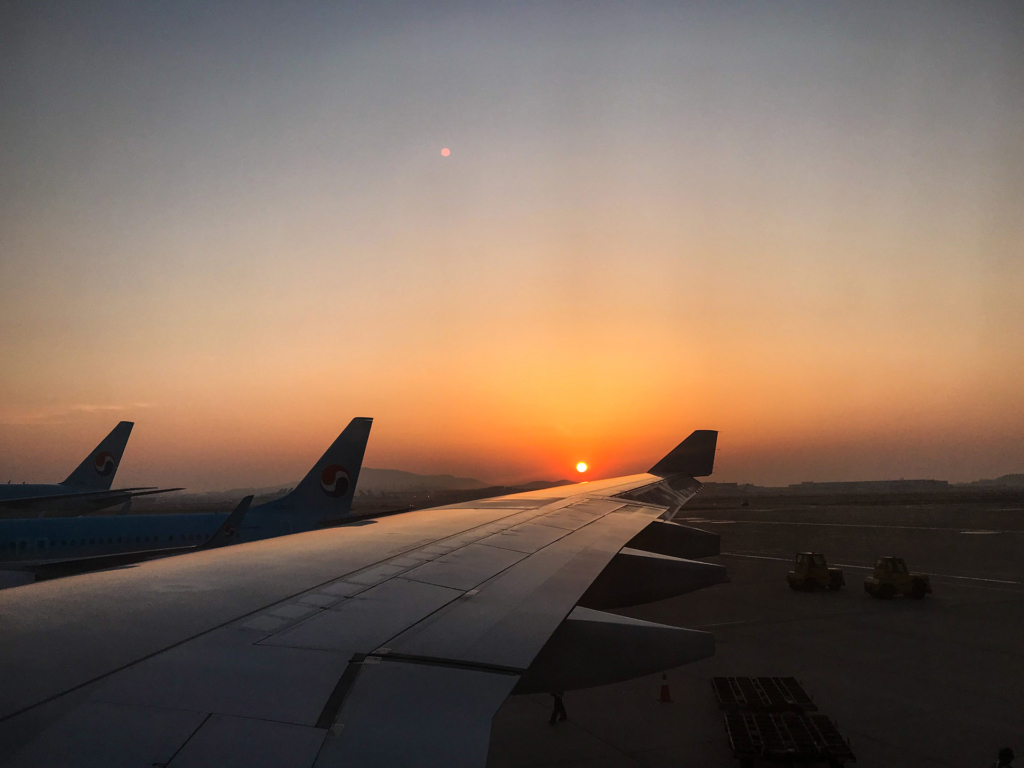 letadlo východ slunce
